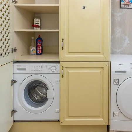 Spacious 2br With Garage In Chataldzha *