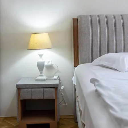 Spacious 2br With Garage In Chataldzha Apartment Warna